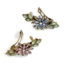 Load image into Gallery viewer, Crystal Flower Barrette B507