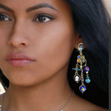 Load image into Gallery viewer, Mismatched Modernist Geometric Earrings  E475-MM
