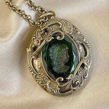 Load image into Gallery viewer, Vintage Emerald Green Intaglio Locket N1129