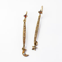 Load image into Gallery viewer, Longated Star &amp; Moon Earring E1499 - Sweet Romance Wholesale