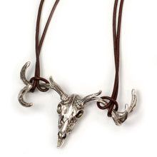 Load image into Gallery viewer, Thunderhill Skull Necklace N284 - Sweet Romance Wholesale