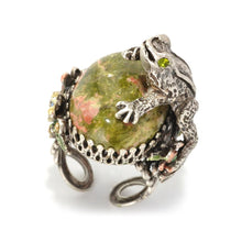 Load image into Gallery viewer, Silver Sculpture Frog Ring OL_R228 - Sweet Romance Wholesale