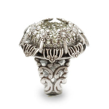 Load image into Gallery viewer, Crystal Flower Ring OL_R406 - Sweet Romance Wholesale