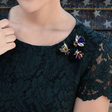 Load image into Gallery viewer, Red White Blue Crystal Bee Pin Set of 3 - Sweet Romance Wholesale