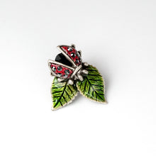 Load image into Gallery viewer, Scattered Lady Bug Pin P662 - Sweet Romance Wholesale