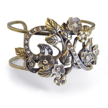 Load image into Gallery viewer, Le Jardin Bracelet - Sweet Romance Wholesale