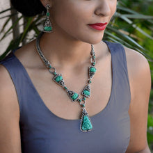 Load image into Gallery viewer, Art Deco Vintage Green Jade Glass Triangle Earrings - Sweet Romance Wholesale