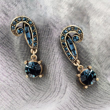 Load image into Gallery viewer, Art Deco Vintage Hollywood Crystal Earrings E1102 - Sweet Romance Wholesale