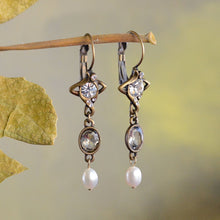 Load image into Gallery viewer, Crystal &amp; Pearl Nouveau Drop Earrings E1126 - Sweet Romance Wholesale