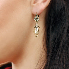 Load image into Gallery viewer, Lily Pearl Earrings - Sweet Romance Wholesale