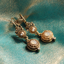 Load image into Gallery viewer, Victorian Rosette Earrings E1172 - Sweet Romance Wholesale
