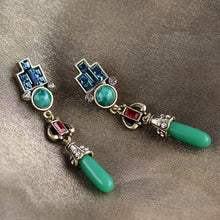 Load image into Gallery viewer, Art Deco Vintage Jade Glass Earrings E9522 - Sweet Romance Wholesale