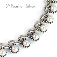 Load image into Gallery viewer, Iconic 1950s Collar Necklace - Sweet Romance Wholesale