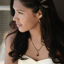 Load image into Gallery viewer, Crystal Pear Teardrop Necklace N1170 - Sweet Romance Wholesale