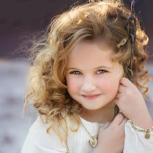 Load image into Gallery viewer, Little Girls Heart Locket Necklace - Sweet Romance Wholesale