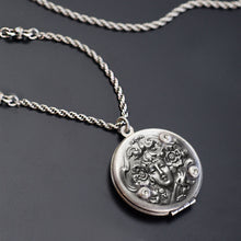 Load image into Gallery viewer, Art Nouveau Silver Locket N1582 - Sweet Romance Wholesale