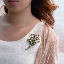 Load image into Gallery viewer, Lily of the Valley Brooch P585 - Sweet Romance Wholesale